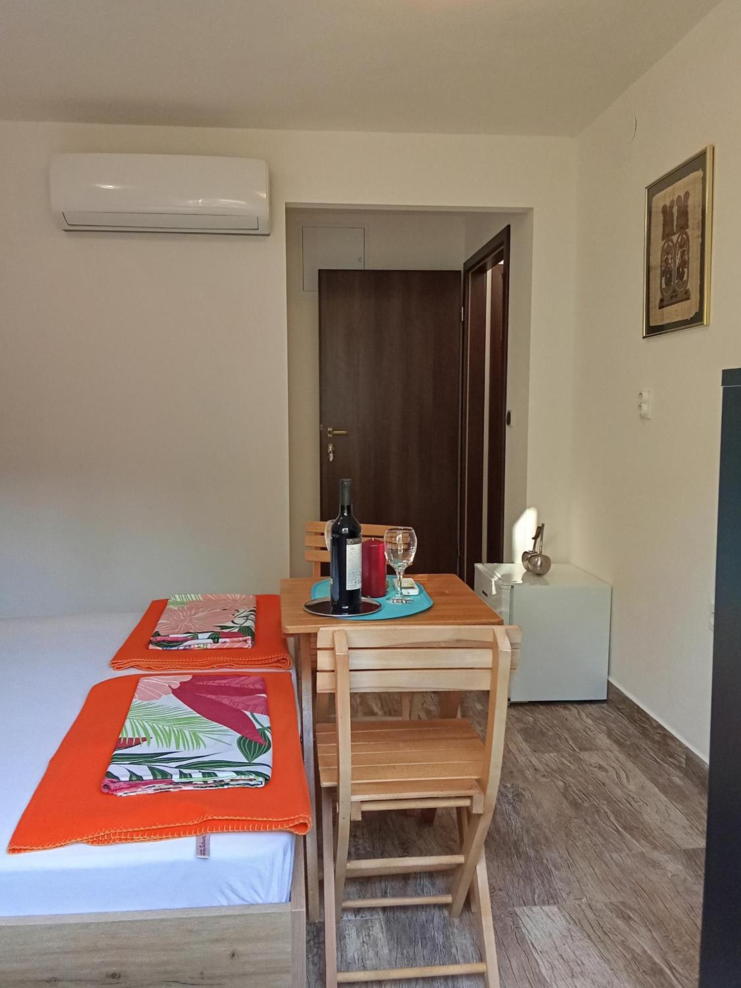 Apartments And Rooms Bova Baska  Exterior photo